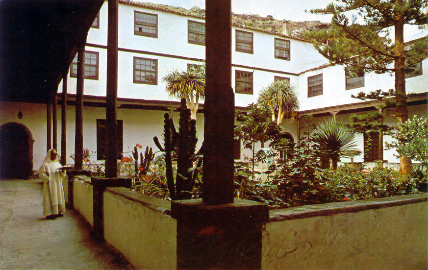 Candelaria-Patio convento